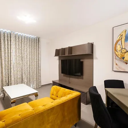 Designer 1br Studio With Comfy Sofa And Views By 360 Estates